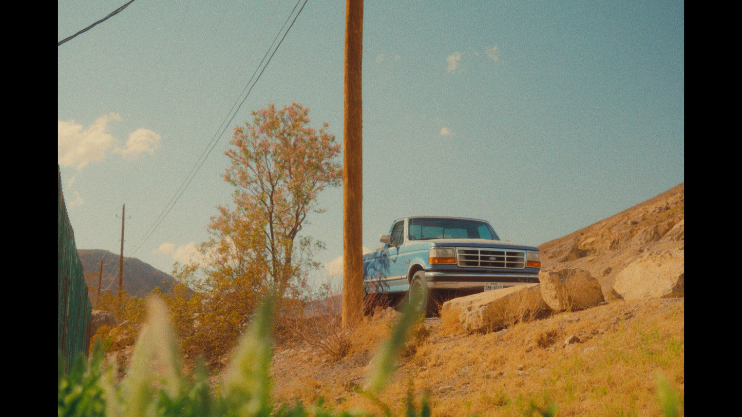 Retrofi Original - Universal NLE Film LUT Pack + Creative Toolkit (Premiere, FCPX, AE, PS, Etc.)